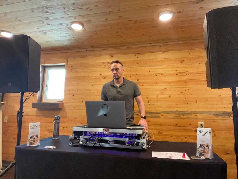 The Idahoan's Wedding DJ Setup At The Blackfoot Bridal Fair