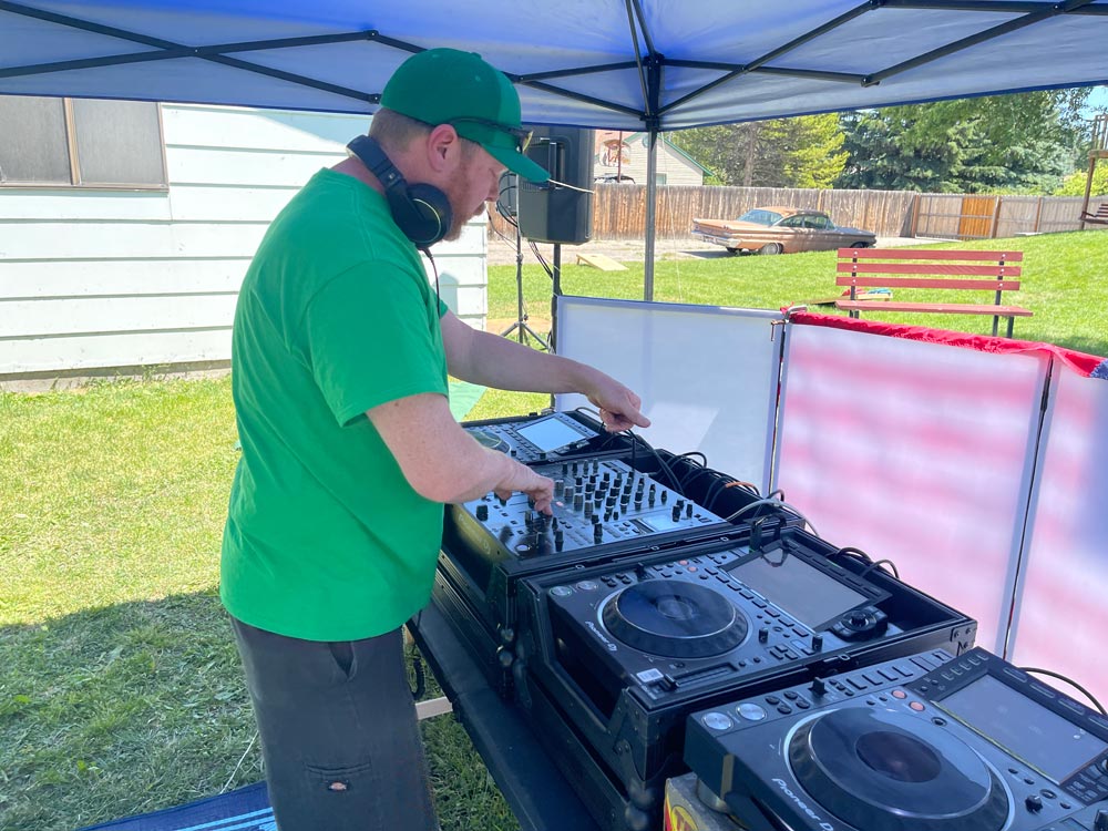 KNNY playing at The Idahoan's Independence Day Children International Fundraiser