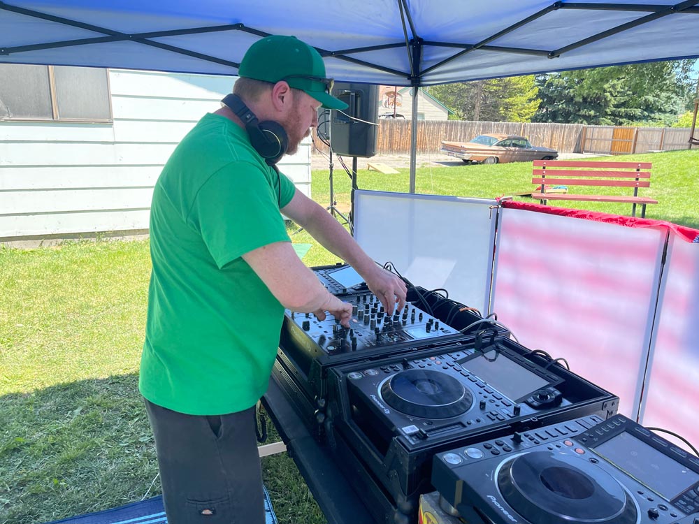 KNNY playing at The Idahoan's Independence Day Children International Fundraiser