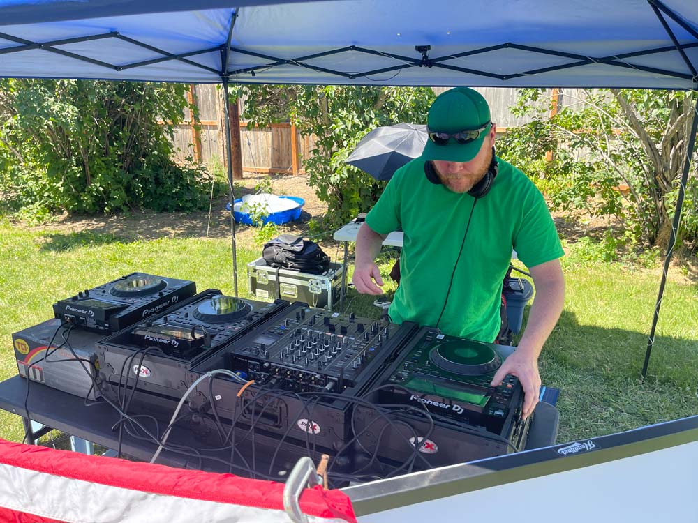 KNNY playing at The Idahoan's Independence Day Children International Fundraiser