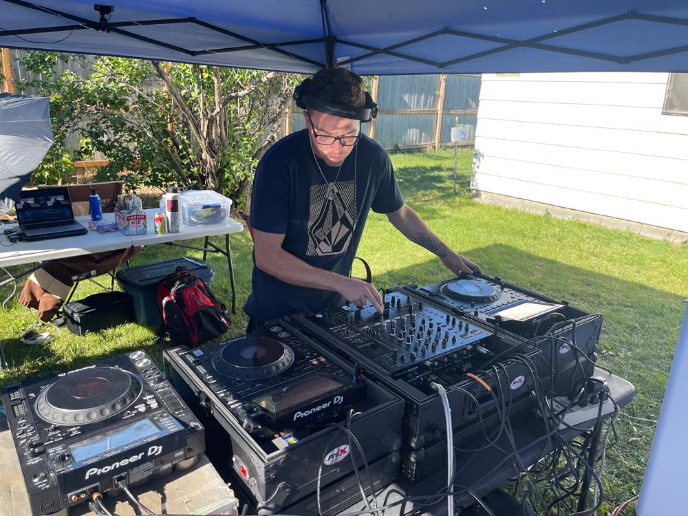 Psyche playing at The Idahoan's Independence Day Children International Fundraiser