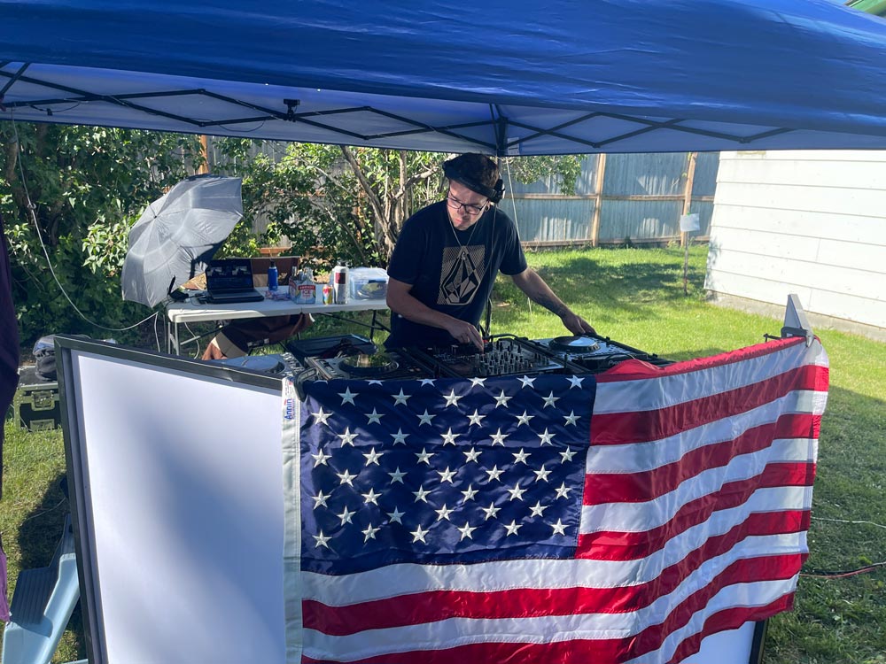 Psyche playing at The Idahoan's Independence Day Children International Fundraiser