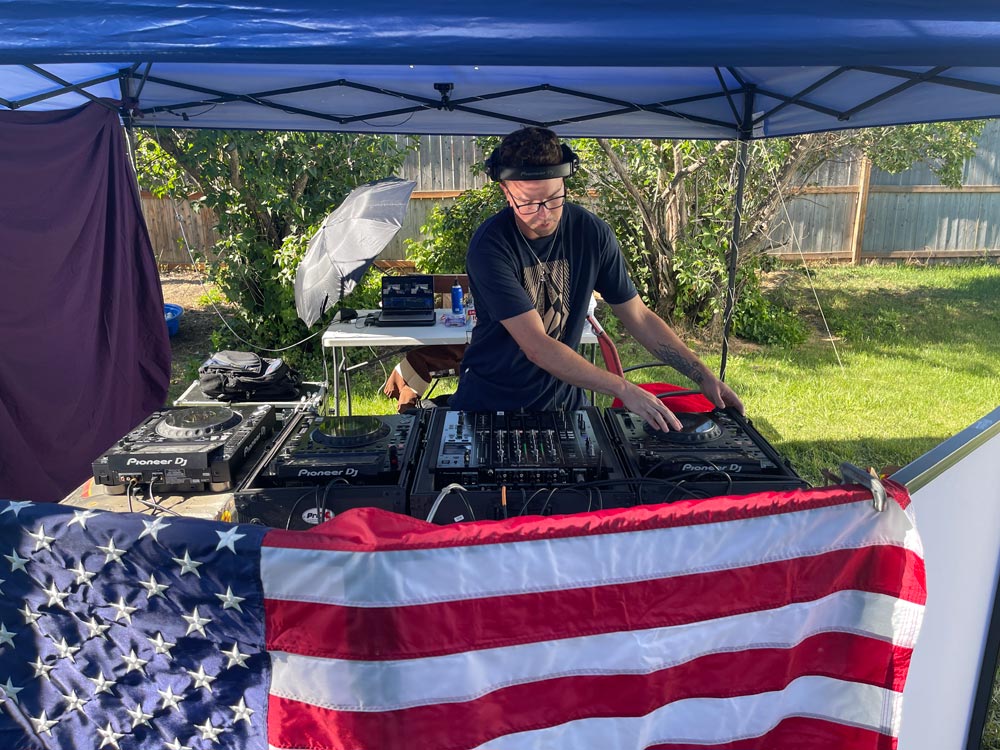 Psyche playing at The Idahoan's Independence Day Children International Fundraiser